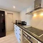 Premium With Pool By Homing Villa