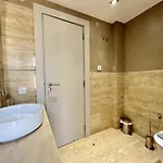 Premium With Pool By Homing Villa *
