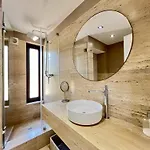 Premium With Pool By Homing *