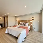 Premium With Pool By Homing Villa *
