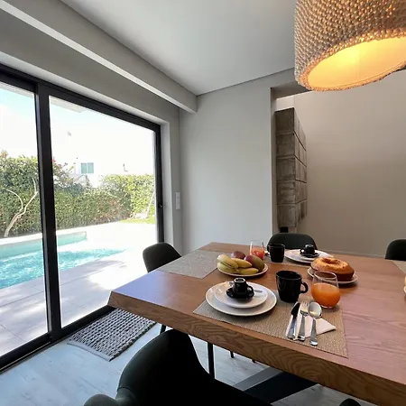 Premium With Pool By Homing 빌라 빌라모라